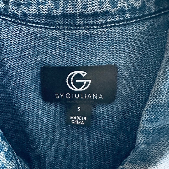 G by Giuliana Denim Button Front Puff Sleeve Tiered Dress - Picture 7 of 10